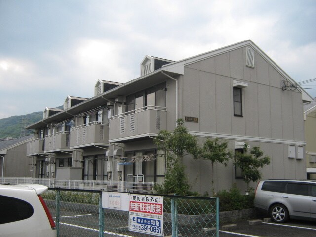 セジュ－ル桂坂の物件外観写真