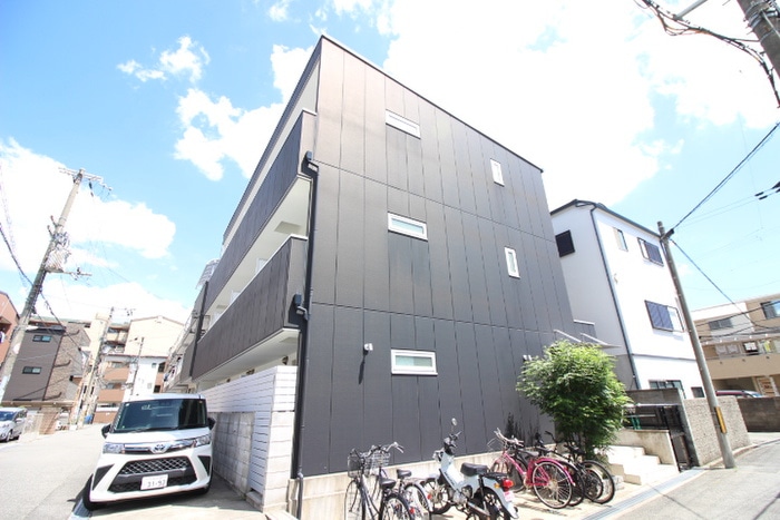 T-STUDIOの物件外観写真