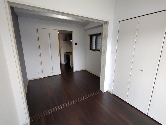 ライブガーデン江坂Ⅷの物件内観写真