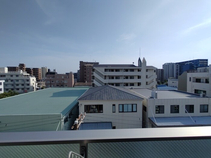 ライブガーデン江坂Ⅷの物件内観写真