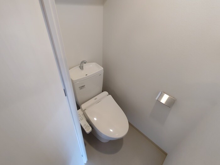 ライブガーデン江坂Ⅷの物件内観写真