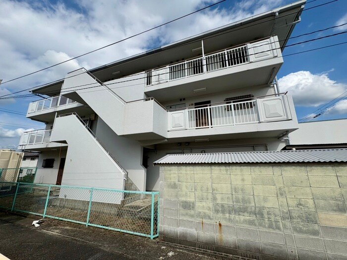 ファミール南が丘の物件外観写真