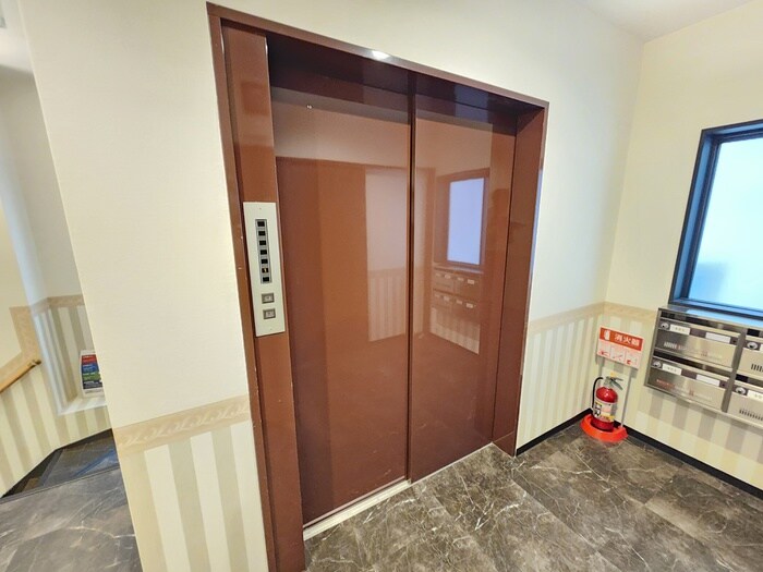 カリーナアモーレの物件外観写真