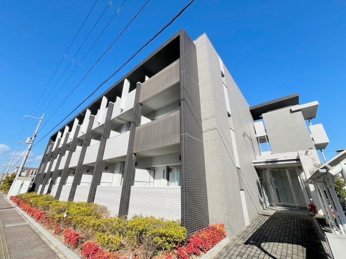 リュミエールの物件外観写真