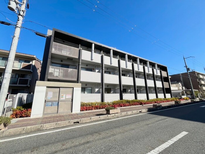 リュミエールの物件外観写真