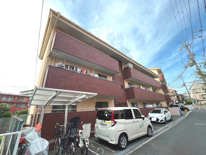 リバーサイドマンション・レオの物件外観写真