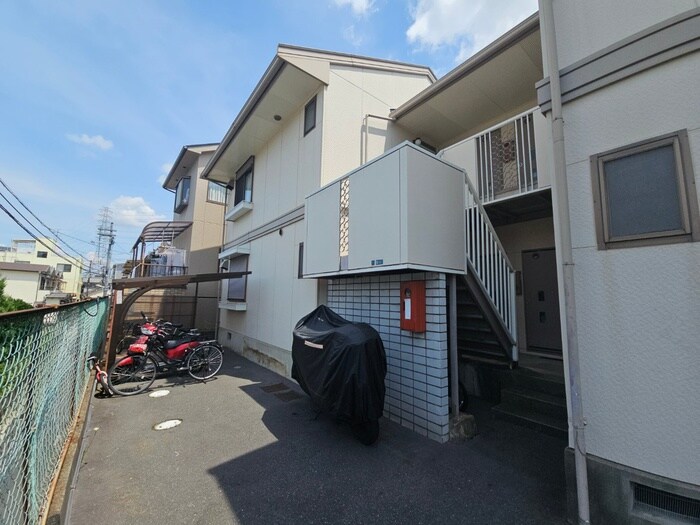 ロイヤルハイツの物件外観写真