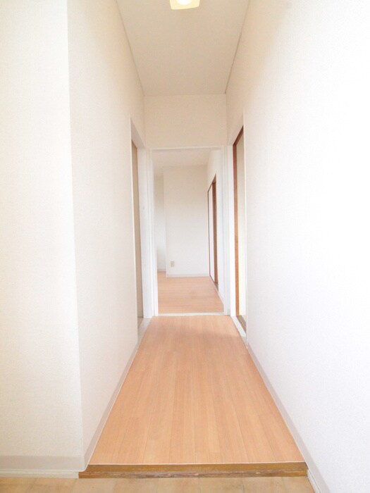 ロイヤルハイツの物件内観写真