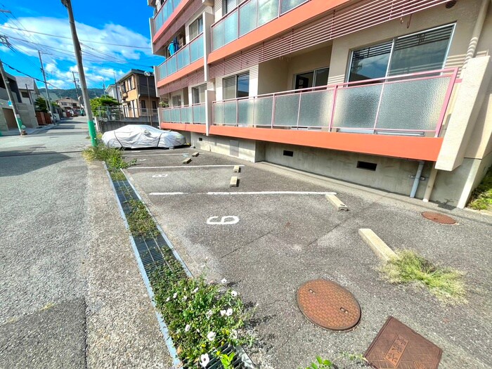 岩園サニーハイツB棟の物件外観写真