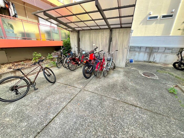 岩園サニーハイツB棟の物件外観写真