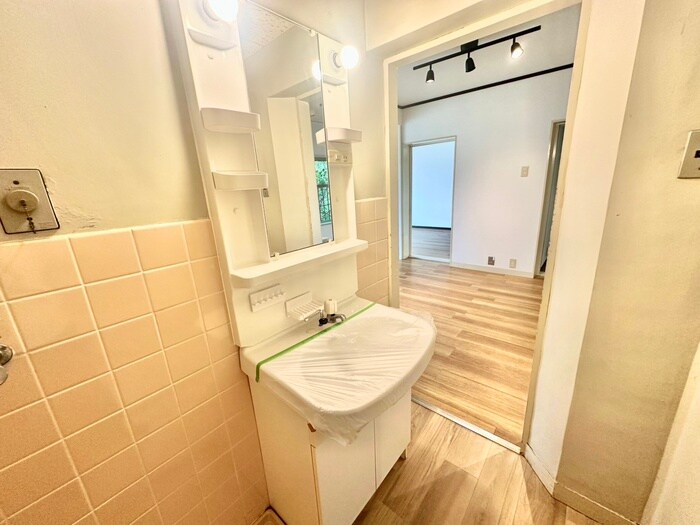 岩園サニーハイツB棟の物件内観写真