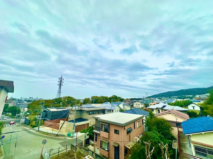 岩園サニーハイツB棟の物件内観写真