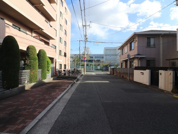 ゼハ－ルトＩＮＡＢＡの物件外観写真