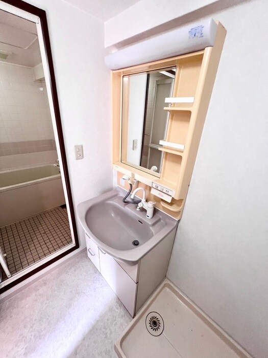 ゼハ－ルトＩＮＡＢＡの物件内観写真