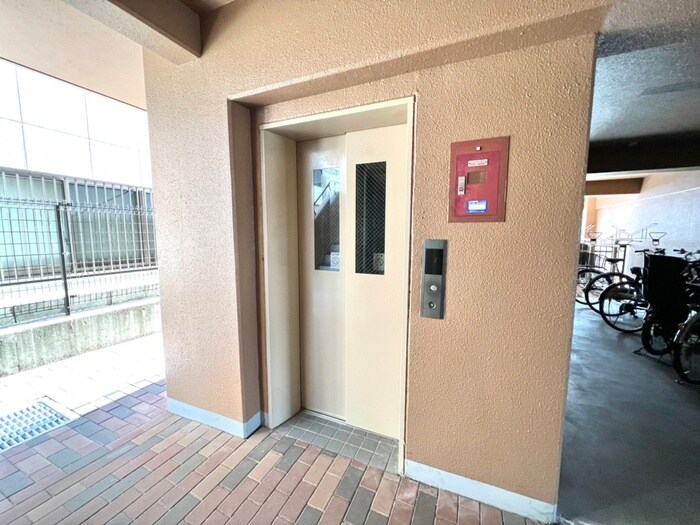 カルム六甲の物件外観写真