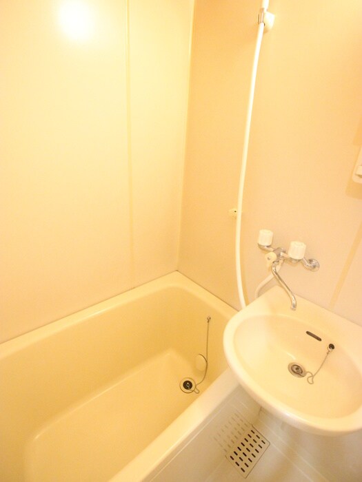 ロイヤルコ－トⅡの物件内観写真