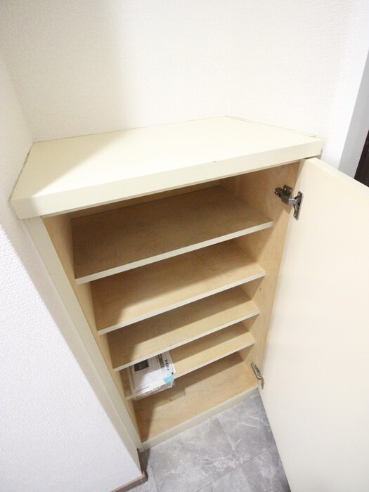 ロイヤルコ－トⅡの物件内観写真