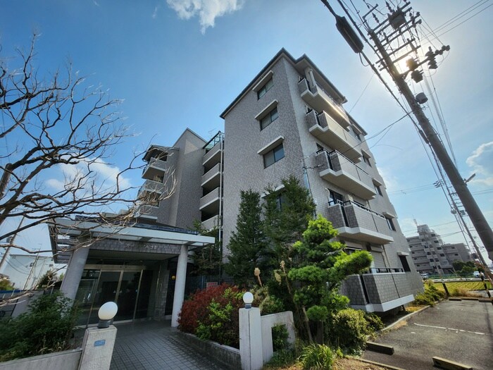 カ－サ・アルコⅡの物件外観写真