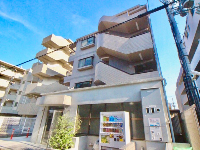 マリモマンションの物件外観写真