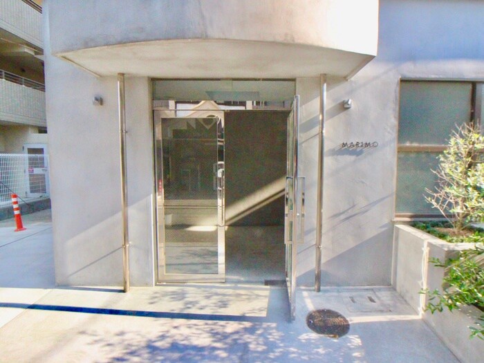 マリモマンションの物件外観写真