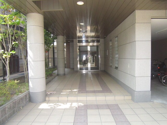 サン・ブル－ムの物件外観写真