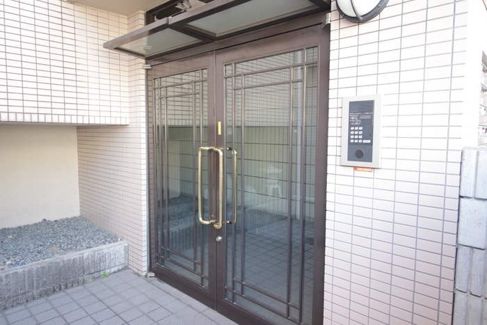 エルヴェ服部の物件外観写真