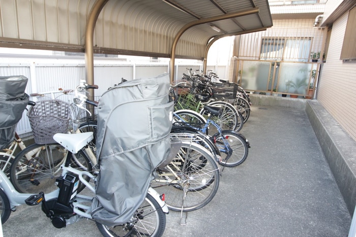 エルヴェ服部の物件外観写真