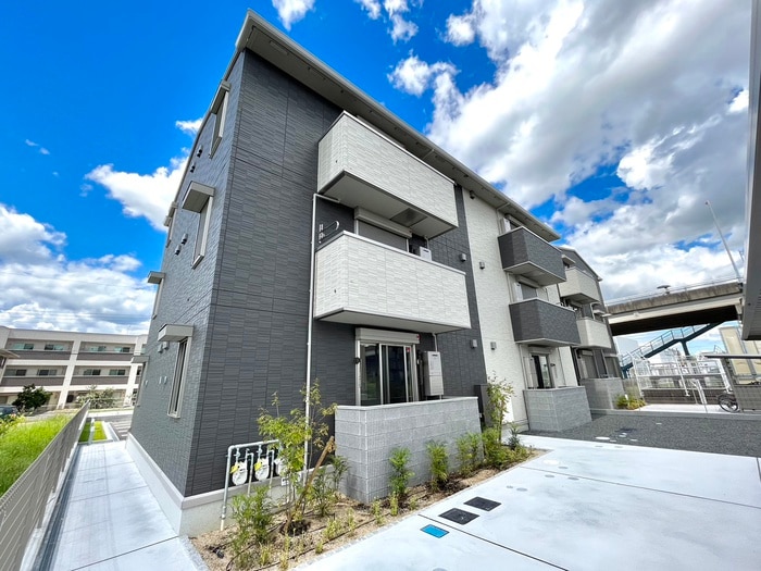 エスパス・ド・ゼン草津町の物件外観写真