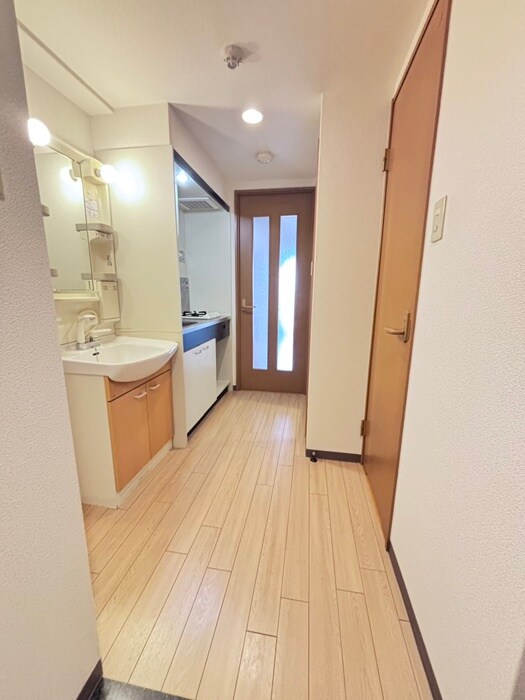 SHICATA SIX BLDG(701)の物件内観写真