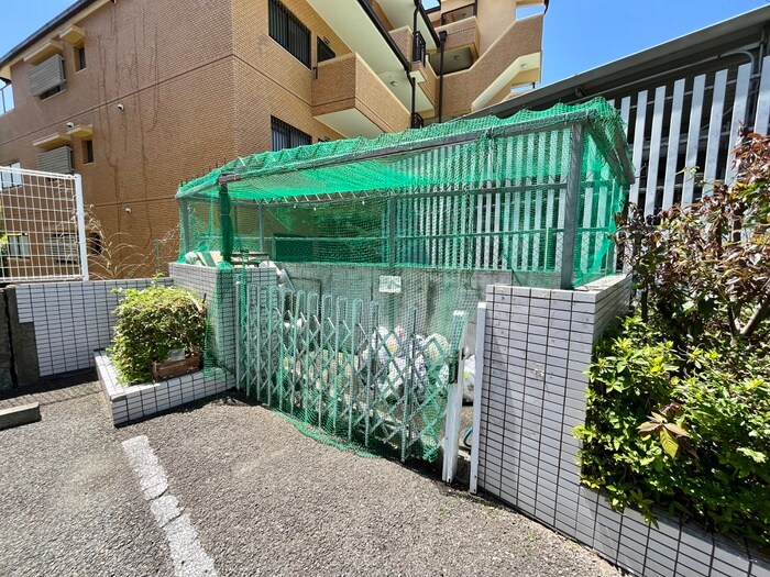 リブレ待兼山の物件外観写真