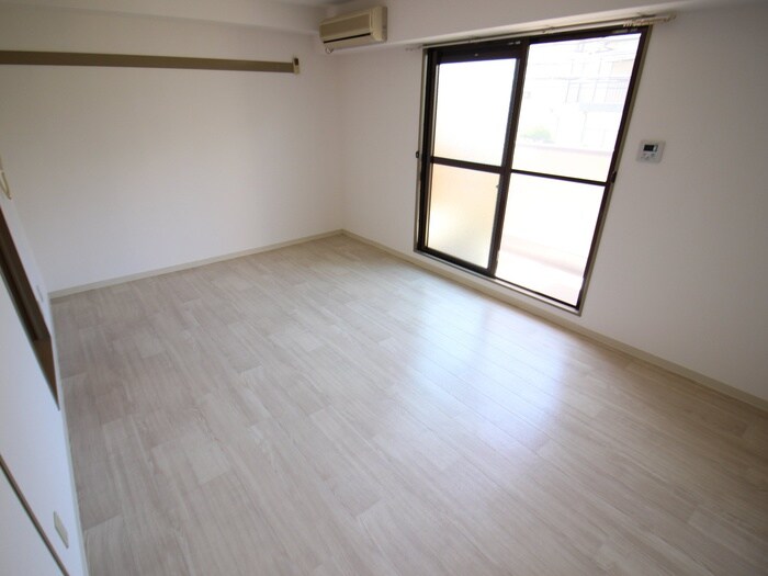 アーネスト山手Ⅱの物件内観写真