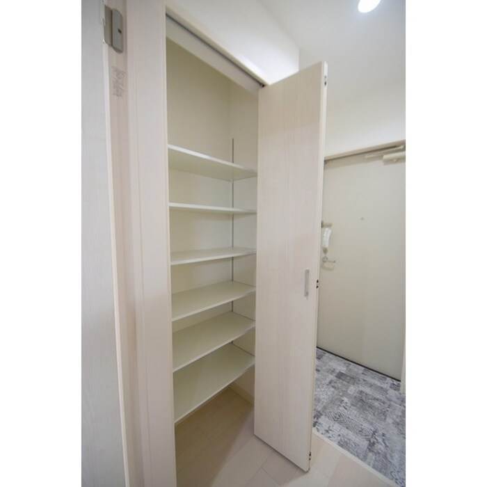 ラモ－ナ門真南の物件内観写真