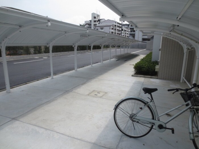 メゾン・ハナミズキ豊中の物件外観写真