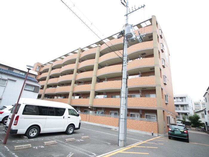 エテルノ・フィオーレの物件外観写真