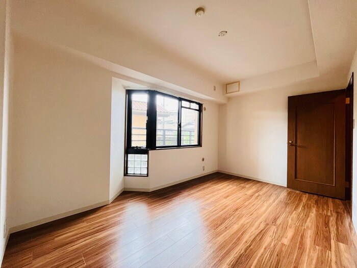 ロイヤル仁川(202)の物件内観写真