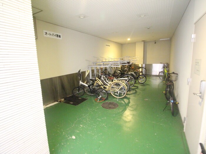 アイビス新梅田の物件外観写真