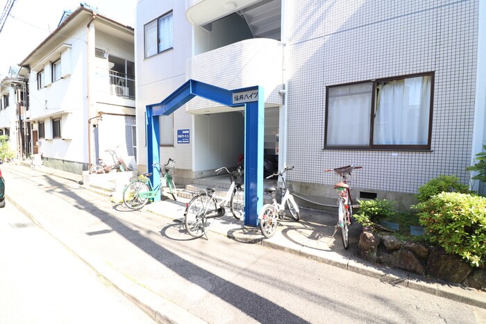 ＮＡＮＩＷＡ６の物件外観写真