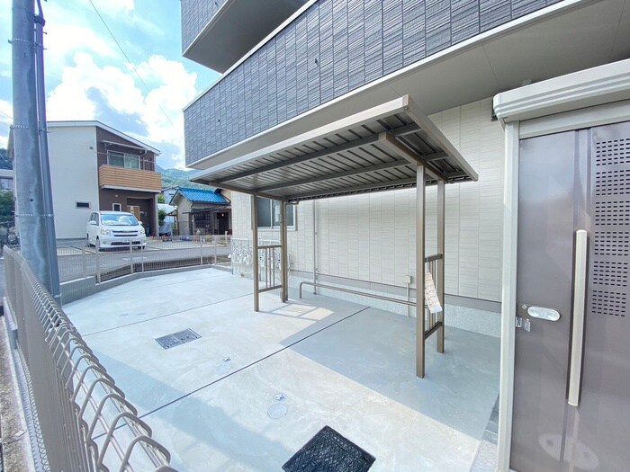 STELLA TAKASAGOの物件外観写真