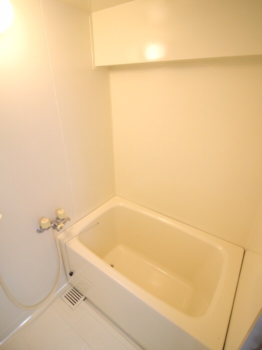 ジェントリーズ岡田の物件内観写真