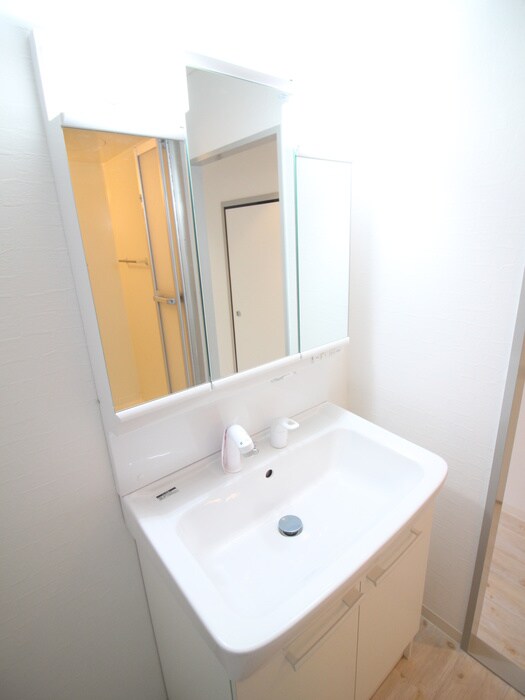 ジェントリーズ岡田の物件内観写真