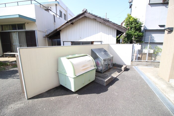 ジェントリーズ岡田の物件外観写真