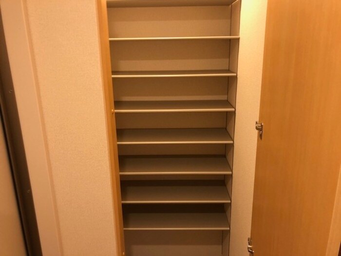 セリューアグレアブルの物件内観写真