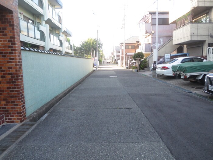 サンハイツホリウチの物件外観写真