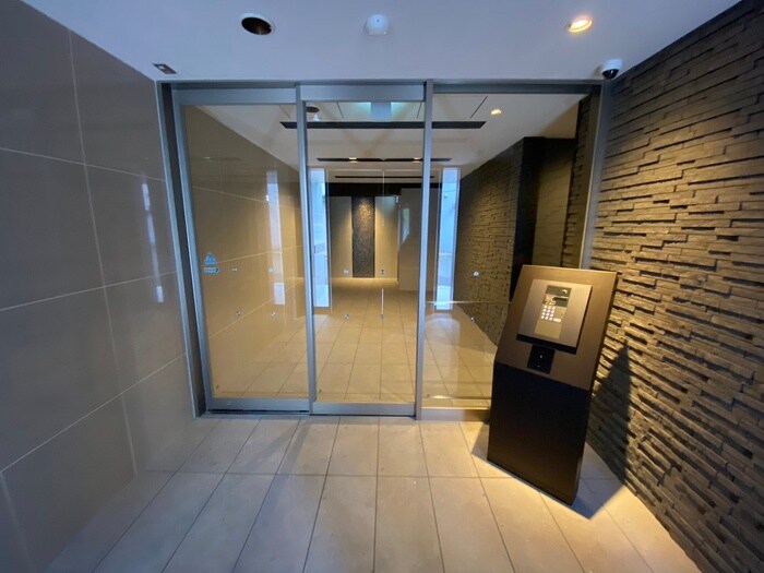 玉造Baseの物件外観写真