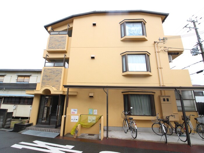 桝マンションの物件外観写真