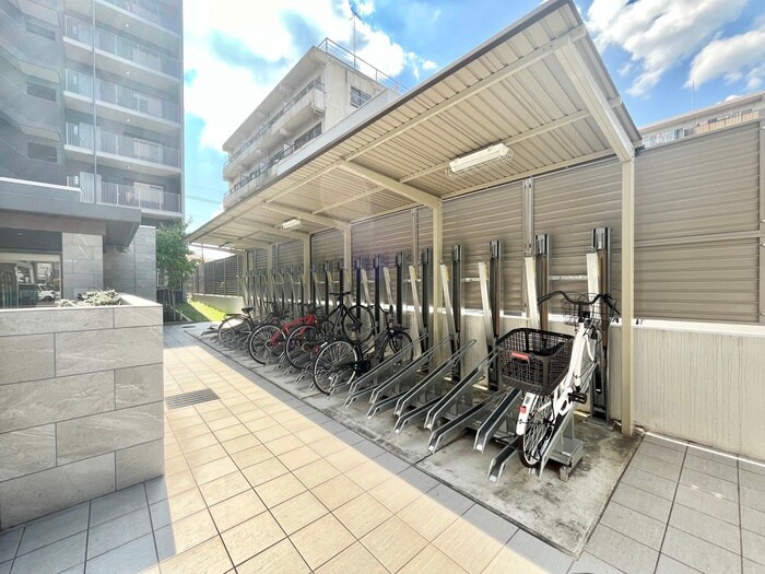 ｸﾘｽﾀﾙｸﾞﾗﾝﾂ京都西大路(201)の物件外観写真