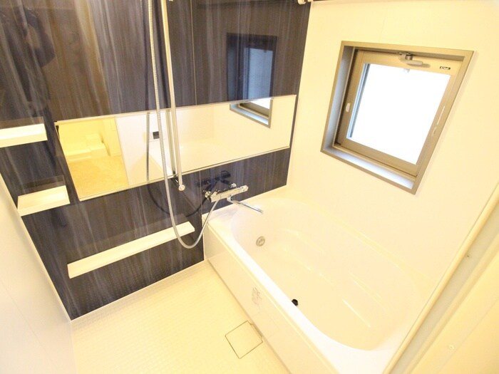 ｸﾘｽﾀﾙｸﾞﾗﾝﾂ京都西大路(201)の物件内観写真