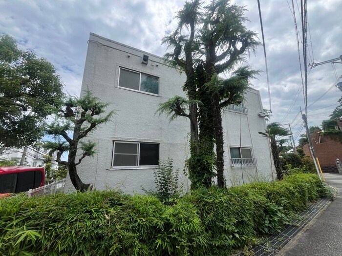 マンション雲雀丘(303)の物件外観写真