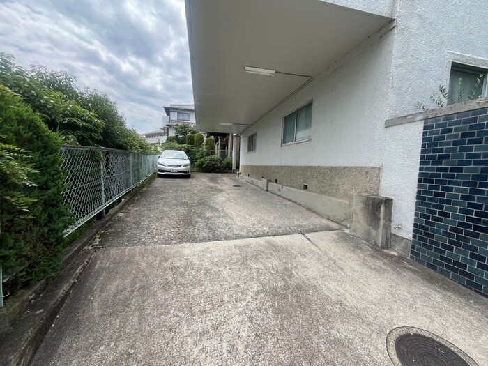 マンション雲雀丘(303)の物件外観写真