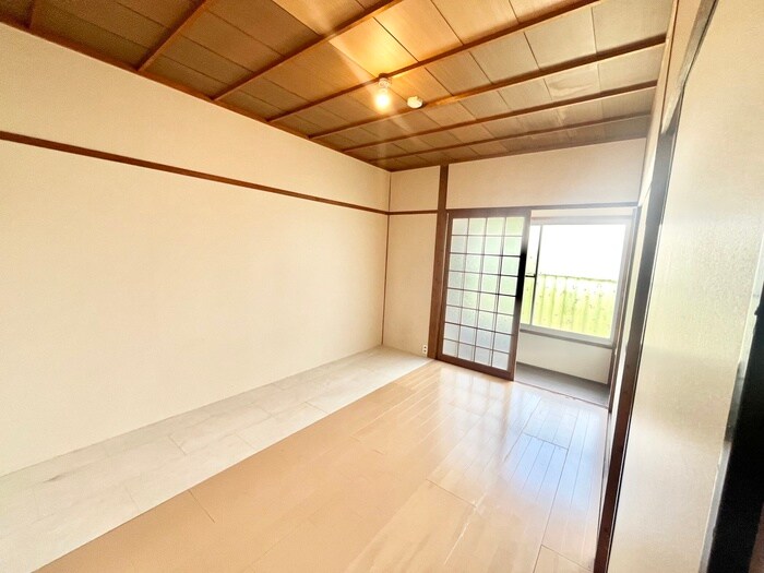 マンション雲雀丘(303)の物件内観写真